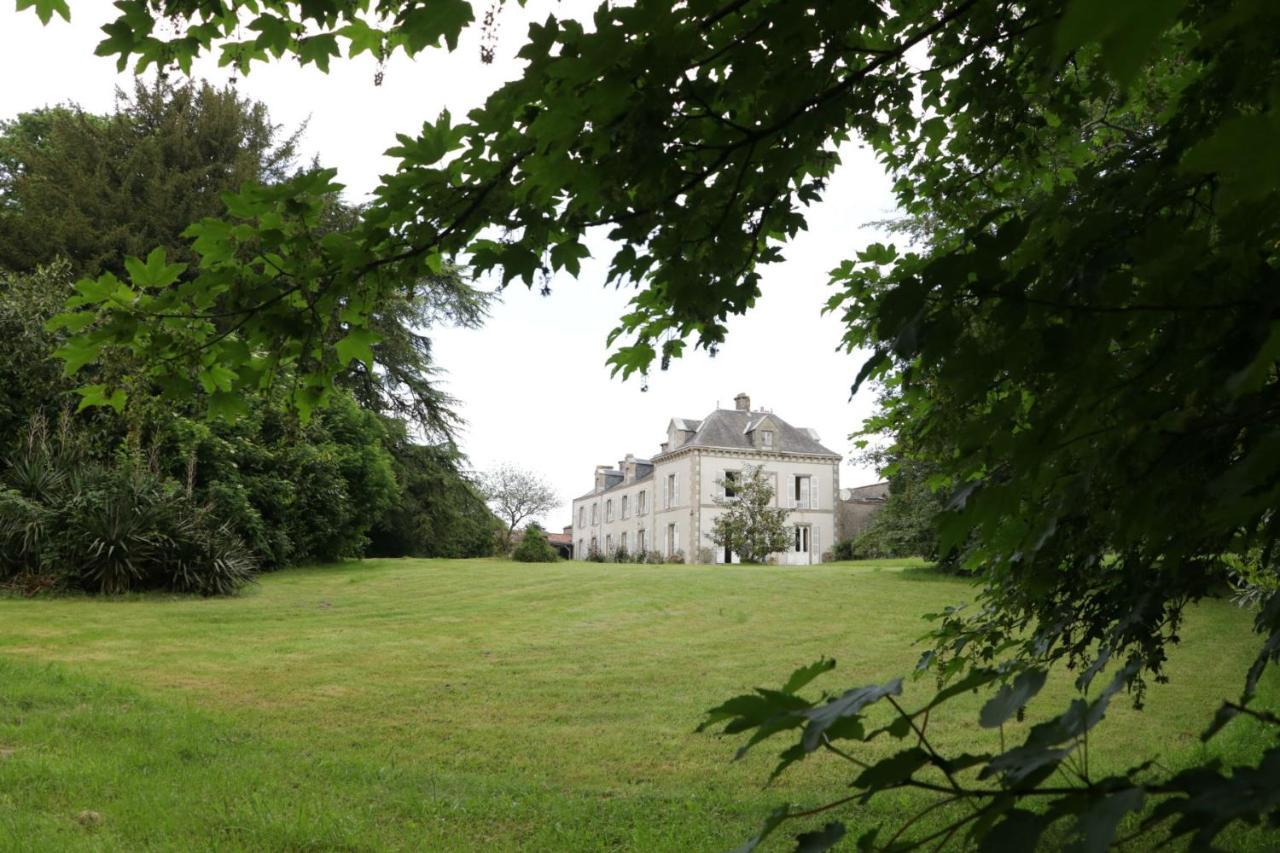 Les Hotes Du Prieure Treize-Vents Exteriér fotografie